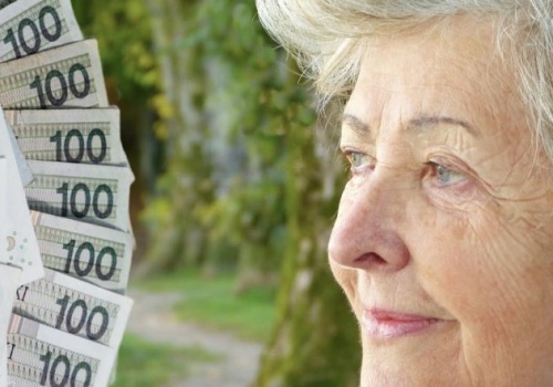 Prawie 7000 zł z ZUS tylko za wiek
