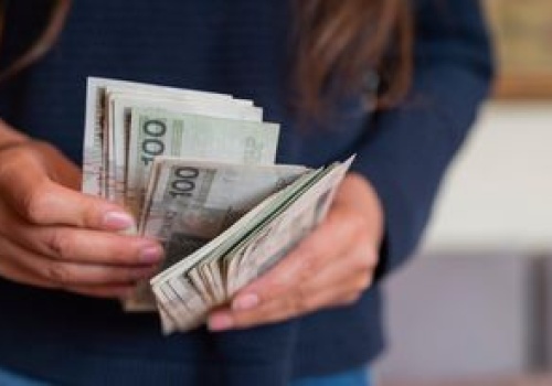 Tylu Polaków nie ma żadnych oszczędności. Pokazali niewygodne dane