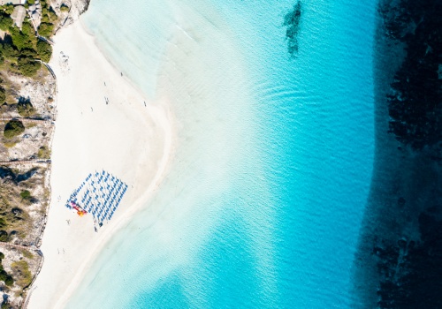 Diament Morza Śródziemnego 💎💚🤍❤️ Loty na Sardynię dla wszystkich od 188 PLN