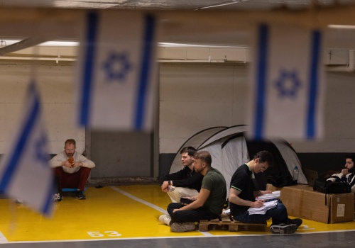 W Izraelu powstają aplikacje na czas alarmów. Podpowiadają nawet, kiedy wziąć prysznic