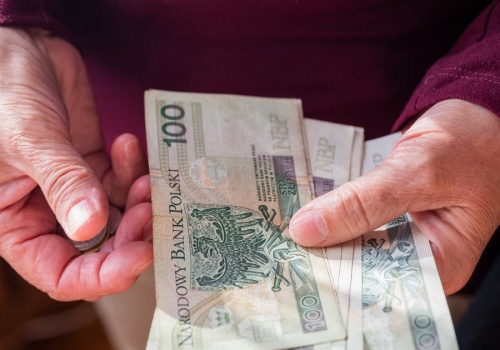 ZUS wypłaci emerytury czerwcowe. Jest nowy komunikat