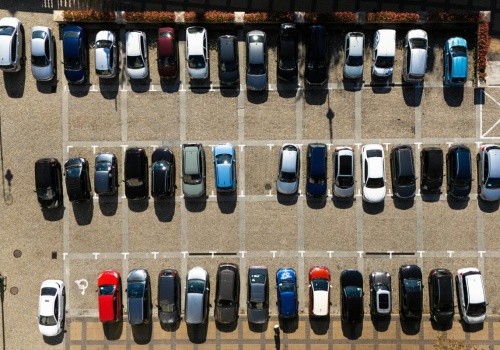 Luty przyniósł niespodzianki. Jedna marka zaskoczyła, wzrost sprzedaży o... 3800 procent!