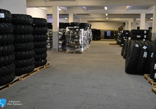 Dziwna decyzja. Chińskie opony dla polskiej armii