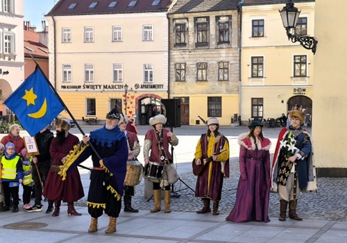 Tak Tarnów obchodzi swoje urodziny. Setki osób na ulicach miasta. Co jeszcze w programie?