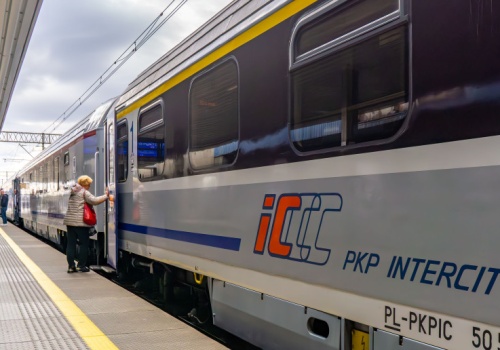 Koniec kontroli biletów w PKP Intercity. Pasażerowie sami się tym zajmą
