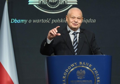 Glapiński: wojna na Bliskim Wschodzie ryzykiem dla inflacji