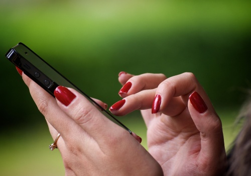 Postraszyli kredytem, wyłudzili 20 tysięcy złotych