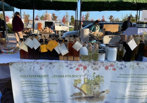 Podkarpacki Bazarek w Rzeszowie 2026. Park Papieski znów wypełni się przysmakami