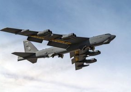 Może przenosić bomby atomowe. Już lata nad Iranem