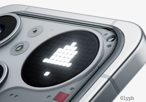 Z Nothing nudzić się nie można. Dwa nietuzinkowe smartfony i zaskakujące słuchawki już w sprzedaży