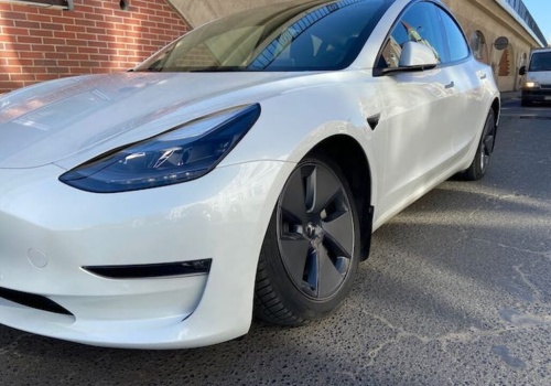 Tesla, czyli wolisz mieć 2 400-4 000 zł w kieszeni? Czy pewność przejścia pierwszego badania technicznego?