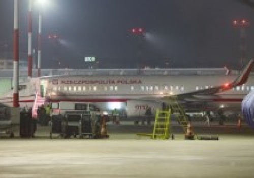 Pierwsi Polacy ewakuowani z Bliskiego Wschodu przez wojsko są już w kraju