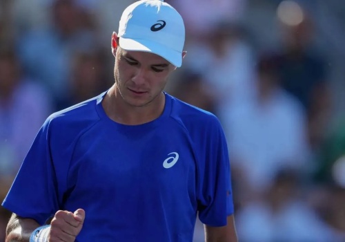 Fatalny dzień Polaków w Indian Wells. Iga Świątek i Kamil Majchrzak ratują honor