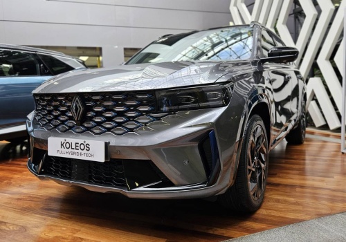 Renault, którego nie zobaczysz w Europie! Mój dzień w Buenos Aires między Borealem, La Bocą, tango i legendą Evity