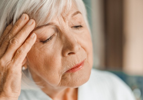 Alzheimer nie zaczyna się nagle. Oto objawy, które bardzo łatwo przeoczyć