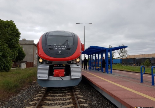 Kończą się prace na ważnej linii kolejowej. Od 1 kwietnia na trasę Giżycko–Korsze wyjadą pociągi elektryczne