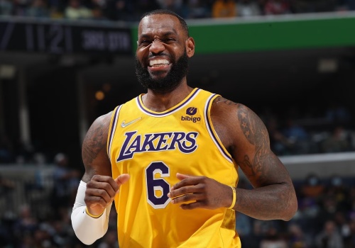 Nawet gdy Lakers przegrywają, LeBron James bije nowe rekordy NBA