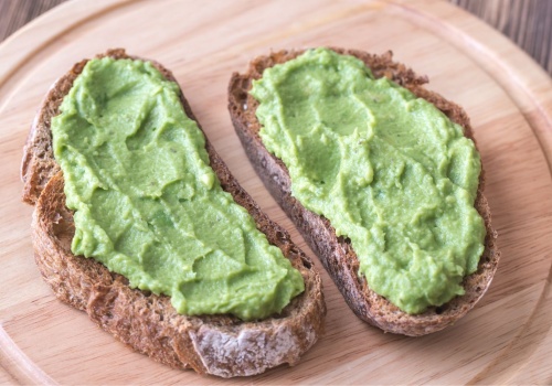 Pasta z jajka i awokado