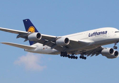 Ewakuacyjny lot przerwany. Kapitan nagle zawrócił samolot