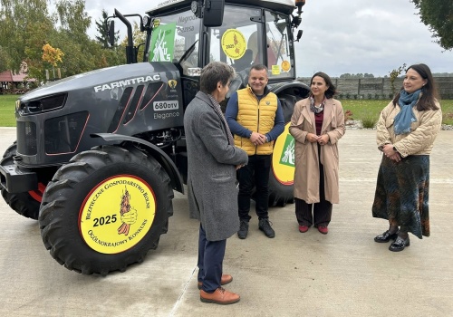 Rolniku, pokaż swoje gospodarstwo i wygraj ciągnik. KRUS ogłasza nową edycję konkursu