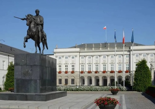 Polski SEJF 0 proc. W przyszłym tygodniu spotkanie najważniejszych polityków i prezesa NBP