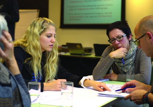 Nierówne pensje w Polsce! Szokujące dane z rynku pracy ujawniają ogromny problem kobiet