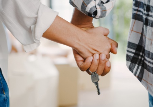 Polacy patrzą na mieszkania z dystansem. Ostrożność wygrywa z entuzjazmem