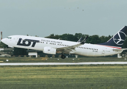 WiFi na pokładzie samolotu? Nowa usługa w LOT