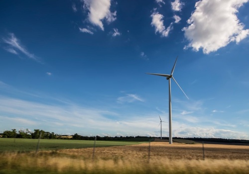 Zielona transformacja to tysiące nowych wakatów. Jak rozwój sektora OZE zrewolucjonizuje polski rynek pracy?