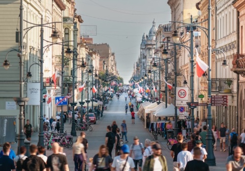 Samorządy liczą na inwestycje i pieniądze z UE. Mniejsze gminy mają trudniej