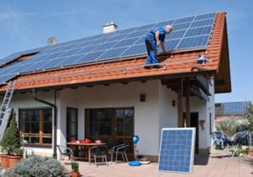 Nowe przepisy. W tej sytuacji sąsiad może wejść do twojego domu