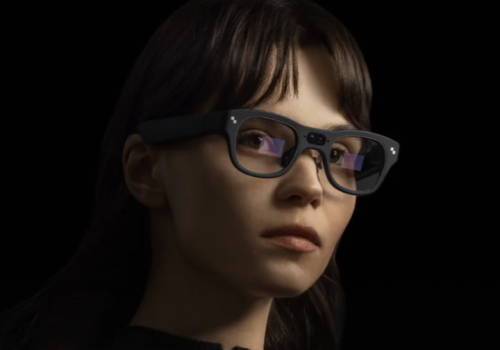 „Telewizor noszony na głowie”?! Nowy produkt Chińczyków