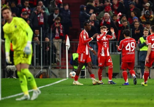 Bayern Monachium coraz bliżej mistrzostwa. Porażka klubu Polaka