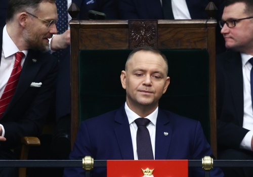 Katarzyna Kasia: prezydent i prezes NBP tłumaczą, jak wydać kasę ze świnki