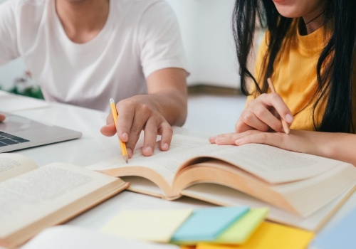 Ostatnia prosta przed maturą. Ile kosztują korepetycje?