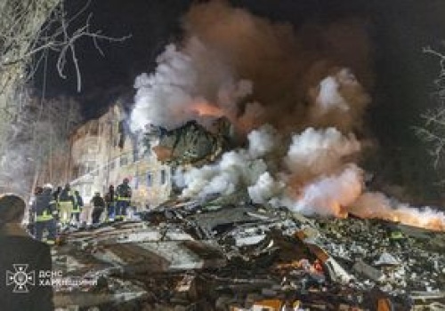 Rosyjski atak na blok w Charkowie. Wśród ofiar dzieci