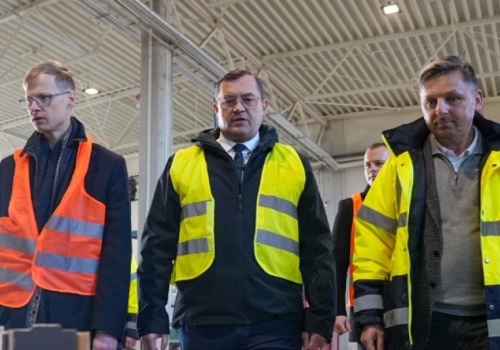 Azoty Puławy wstrzymują zamówienia na nawozy. Ministerstwo rolnictwa reaguje pismem