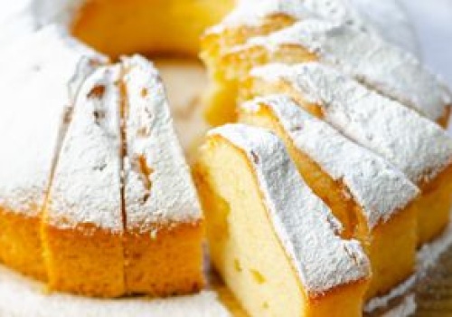 Mieszam kilka składników. Po chwili mam wysokobiałkową babkę wielkanocną, po której nie skacze cukier