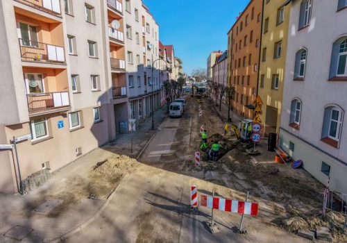 Prace na ul. Drzymały w Chojnicach wznowione. Najpierw infrastruktura podziemna