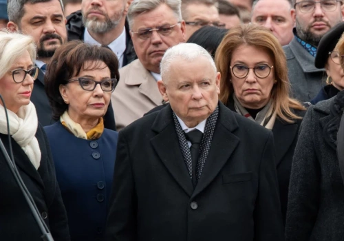 Zdrajca w partii Kaczyńskiego? Tajemniczy wpis weteranki Prawa i Sprawiedliwości