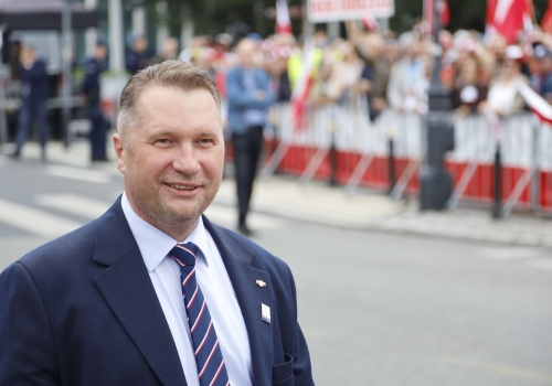 Przemysław Czarnek prywatnie – pasje, rodzina i mniej znane oblicze kandydata PiS na premiera