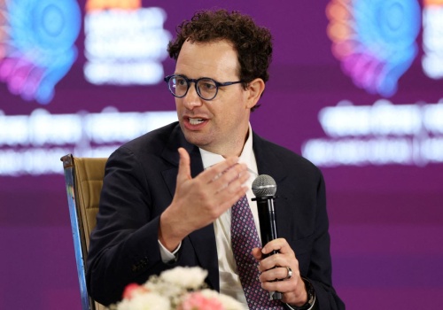 Trump ostro do firm AI: 