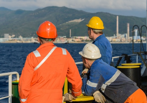 IMO podkreśla, że marynarze statków nie mogą być celem ataków