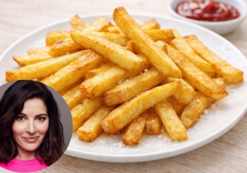 Frytki Nigelli to hit Internetu. Sekretem chrupkości jest… zimny olej