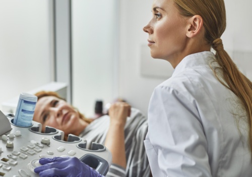 W Polsce zakazane, wyjeżdżają więc do Hiszpanii i Czech. Płacą krocie