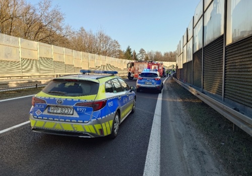 Z ostatniej chwili! Śmiertelny wypadek na DK1. Po drugiego motocyklistę lądował śmigłowiec LPR | FOTO