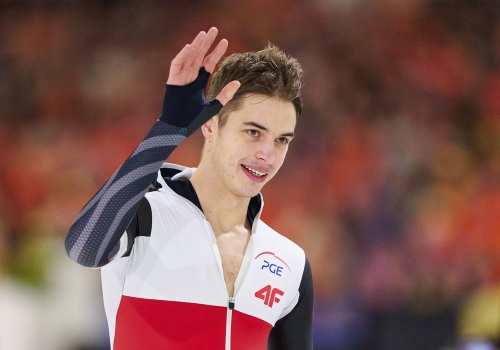 Łyżwiarstwo szybkie: Vladimir Semirunniy w walce o medal MŚ!