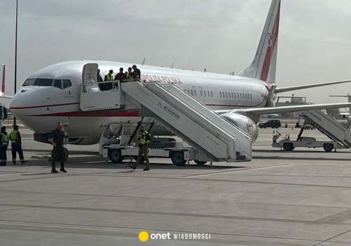 Trzy samoloty z Polakami z Bliskiego Wschodu wylądowały w Warszawie