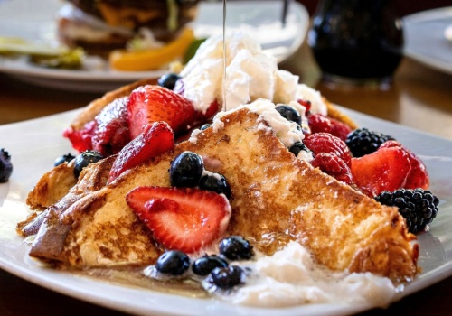 Kultowe śniadanie w wersji na bogato, czyli klasyczne francuskie tosty z wyjątkowymi dodatkami od Bogumiła Przybylaka