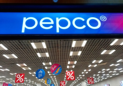 Tak tanich i stylowych sneakersów jeszcze nie widziałam - Pepco zaskakuje nowościami. A w CCC?